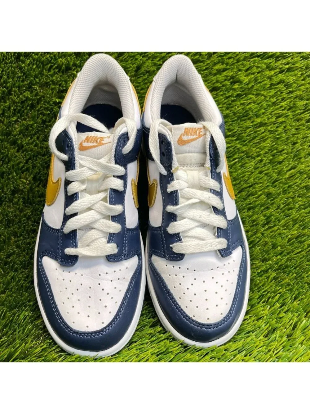 Nike Dunk Low GS Boys Size 5Y Blue White Gold Athletic Leather Shoes Sneakers
